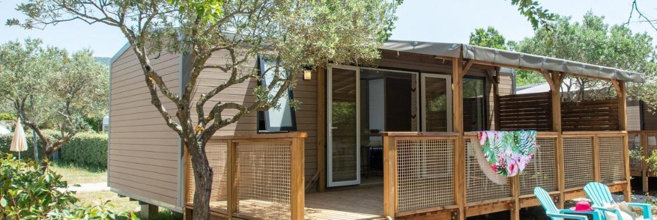 Camping International D'Aups Exterior foto